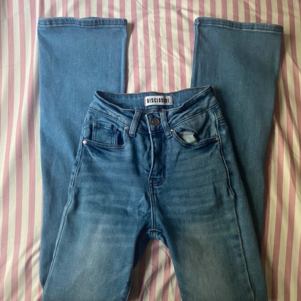 SOLD!! | blue flare jeans